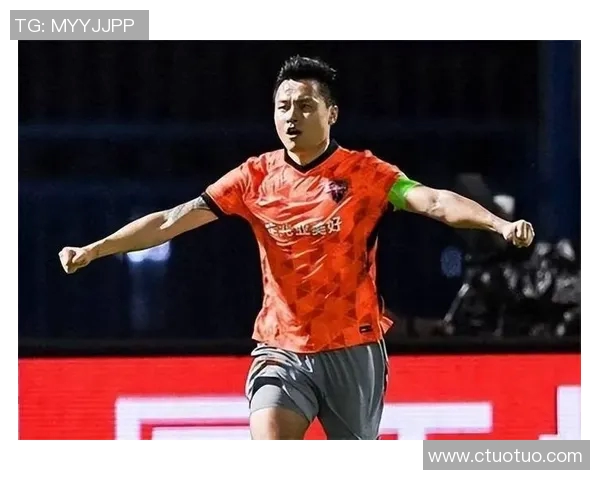 三位中国足球球星的职业生涯与贡献分析：从武磊到郑智再到郜林的成长与挑战